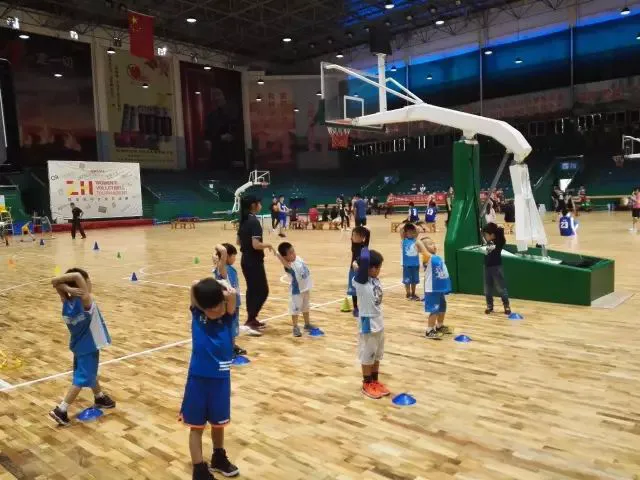 资深篮球教练推荐的训练规矩_2